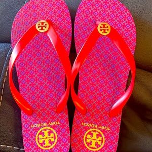 Tory Burch flip flops / sandals